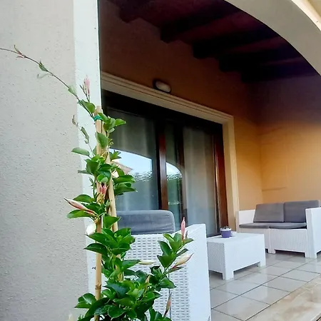 Relax Con Giardino Apartment Olbia