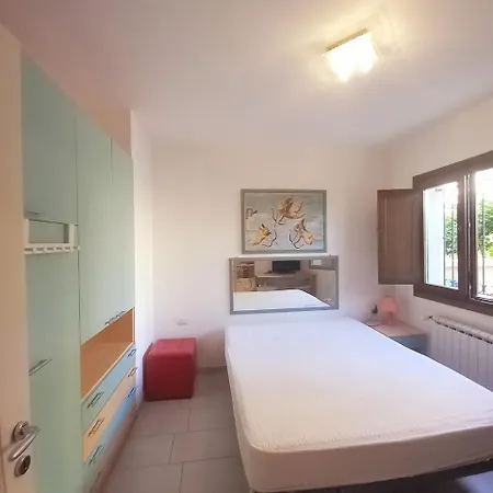 Relax Con Giardino Apartment *